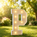 Lettre lumineuse « P »